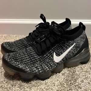 Nike Women’s Flyknit Vapormax